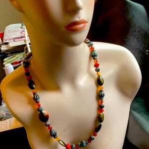 HAND CRAFTED BEADED NECKLACE & RINGS.BRIGHT COLORFUL. NICARAGUA